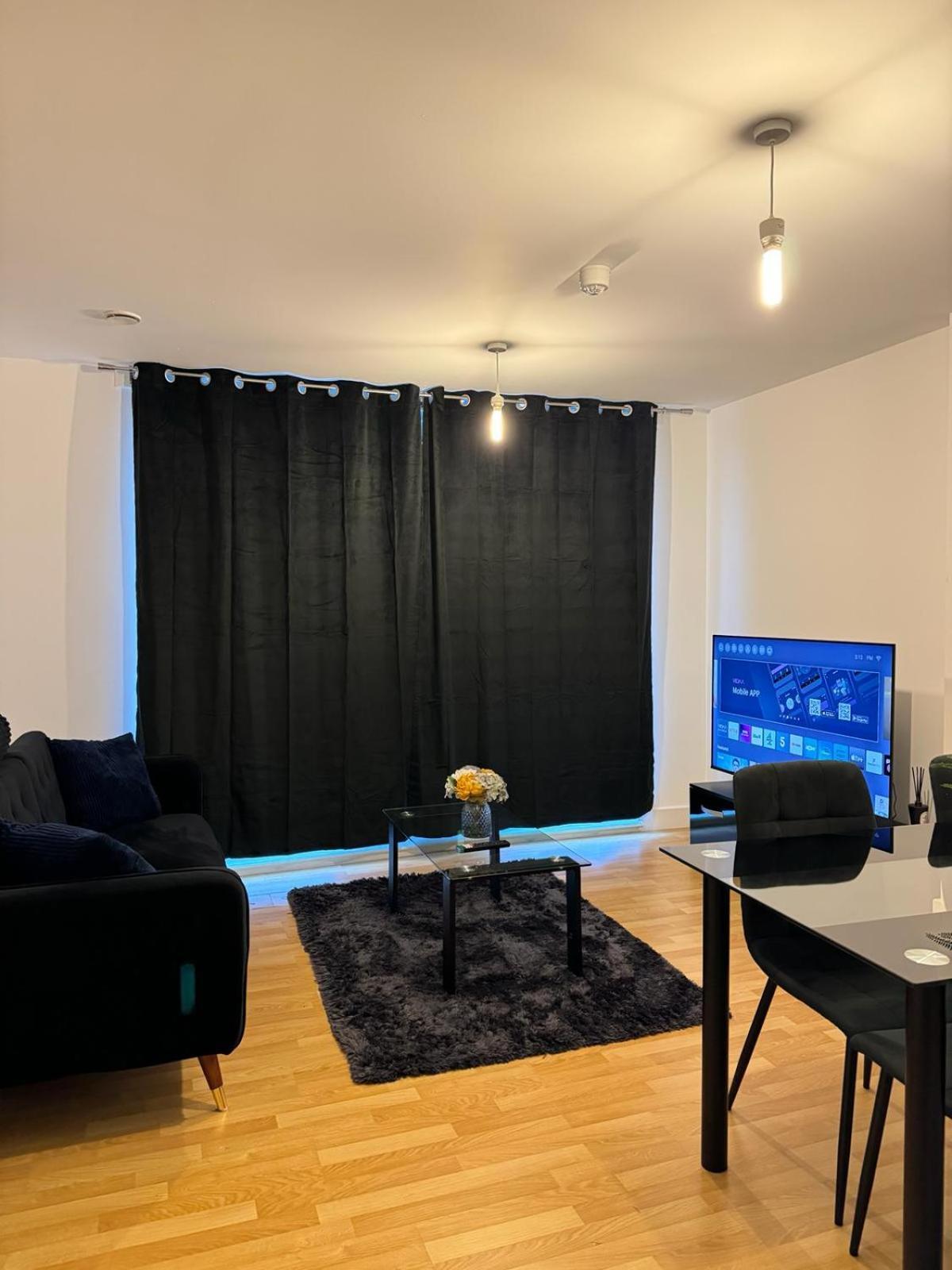 Spacious 2 Bedrooms Apartment In Stratford London Kültér fotó